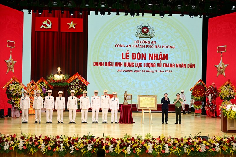 Công an thành phố Hải Phòng trang trọng đón nhận danh hiệu Anh hùng lực lượng vũ trang nhân dân